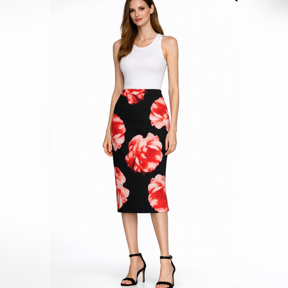 (354) VINCE CAMUTO Floral Pencil Skirt, Size M